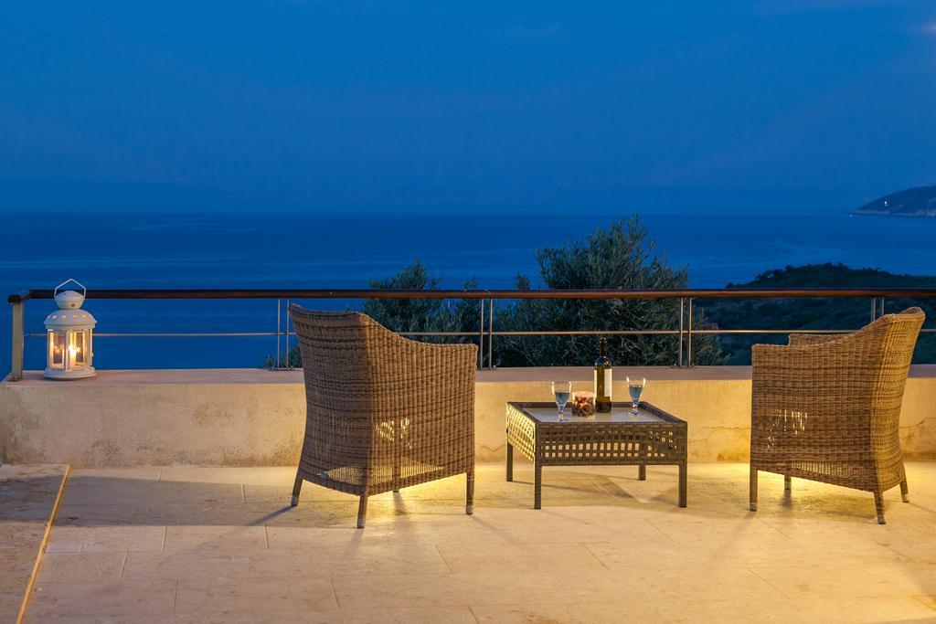 Olivia'S Villas Of Luxury Kalivia  Εξωτερικό φωτογραφία